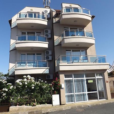 Guest House Hiora Ahtopol Exterior photo
