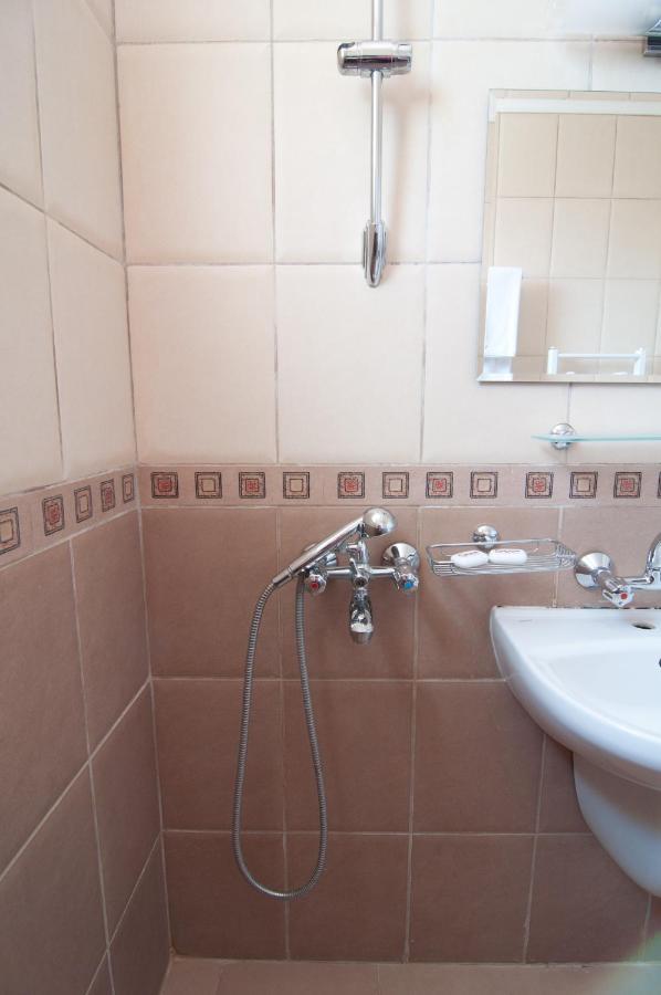 Guest House Hiora Ahtopol Exterior photo