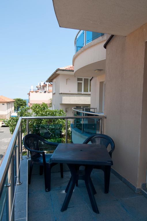 Guest House Hiora Ahtopol Exterior photo