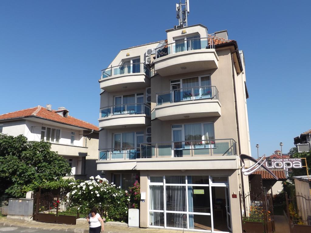Guest House Hiora Ahtopol Exterior photo