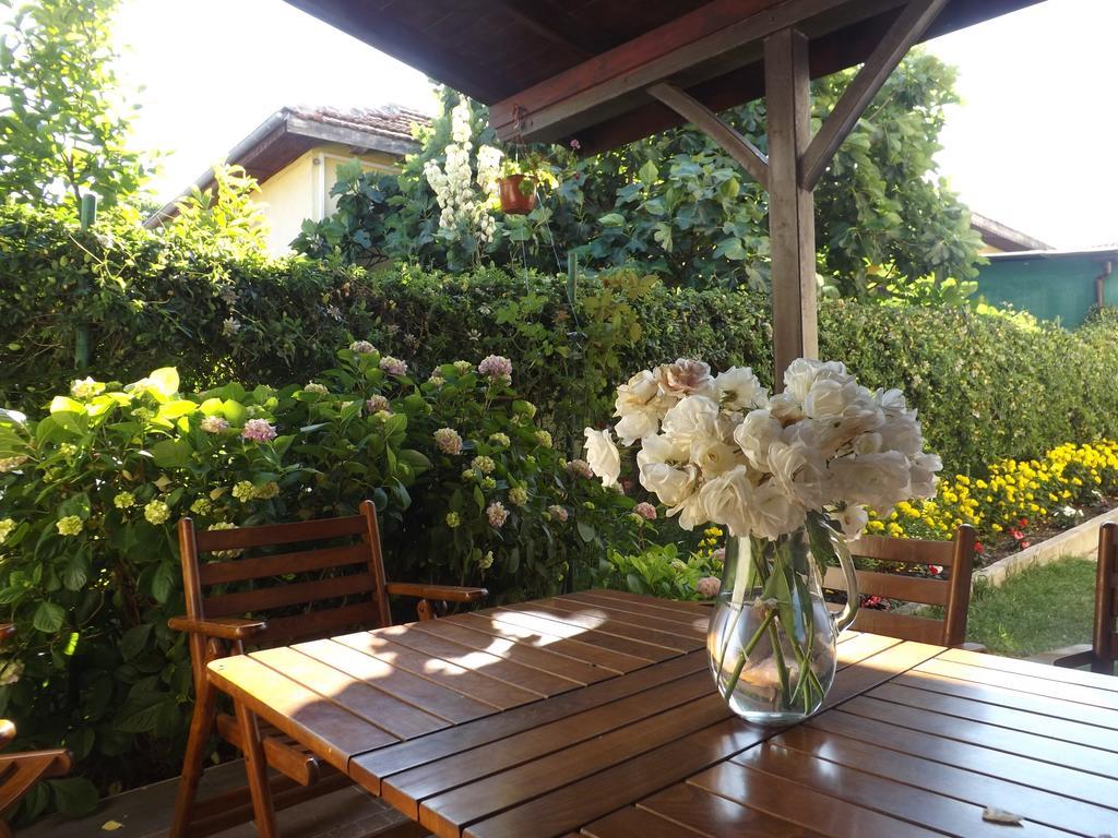Guest House Hiora Ahtopol Exterior photo