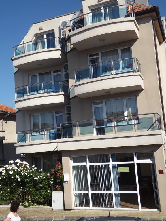 Guest House Hiora Ahtopol Exterior photo
