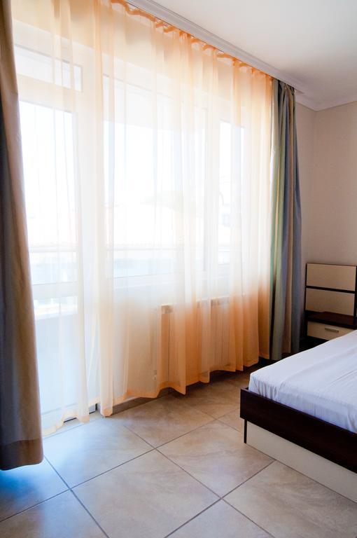 Guest House Hiora Ahtopol Exterior photo