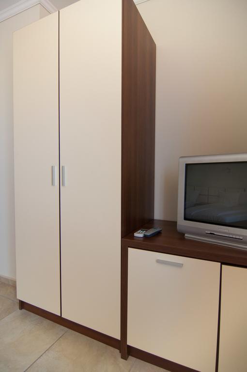 Guest House Hiora Ahtopol Exterior photo