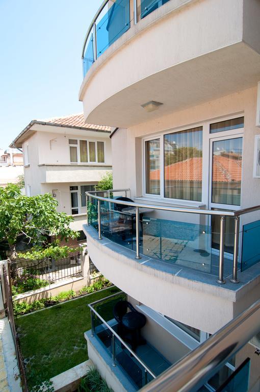 Guest House Hiora Ahtopol Exterior photo